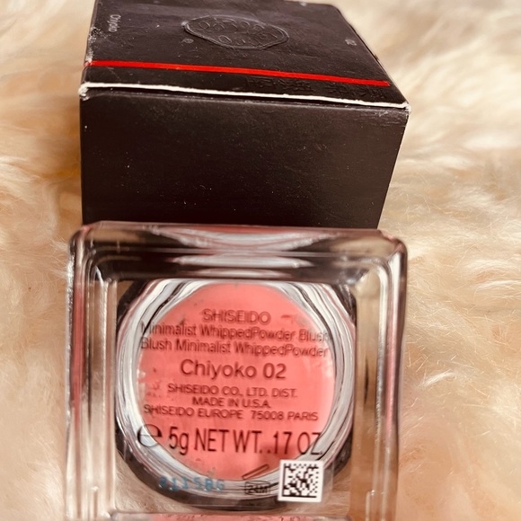 Blush - Picture 1 of 3